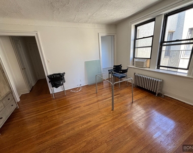 32-15 35th Street - Photo Thumbnail 2