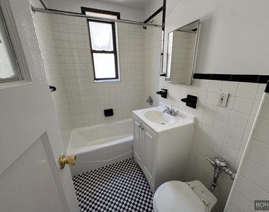 32-15 35th Street - Photo Thumbnail 3