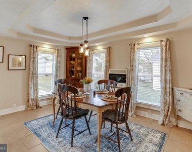27 W 11th Street - Photo Thumbnail 11