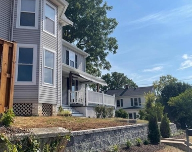27 W 11th Street - Photo Thumbnail 2