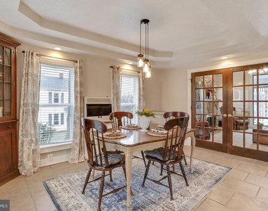 27 W 11th Street - Photo Thumbnail 6