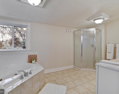27 W 11th Street - Photo Thumbnail 28