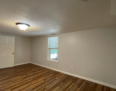 31 Ballantrae Court - Photo Thumbnail 30