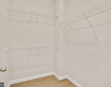 5602 Finley Rose Court - Photo Thumbnail 14