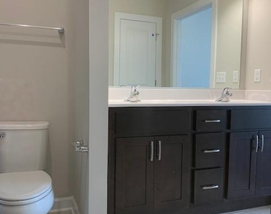 5602 Finley Rose Court - Photo Thumbnail 13