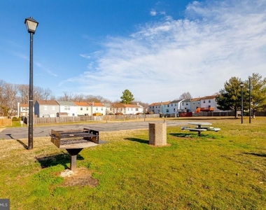 15098 Arum Place - Photo Thumbnail 34