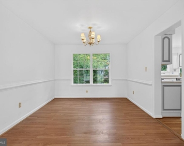 10545 Winged Elm Circle - Photo Thumbnail 8