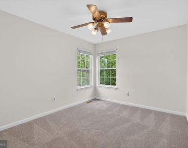 10545 Winged Elm Circle - Photo Thumbnail 20