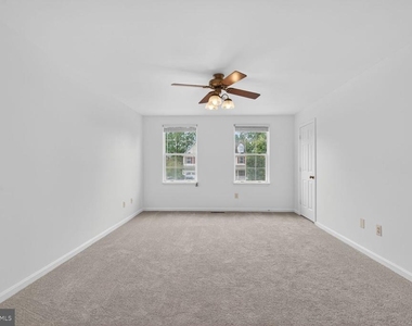 10545 Winged Elm Circle - Photo Thumbnail 18