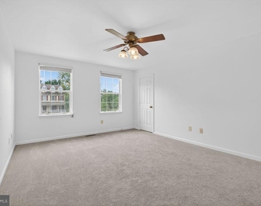 10545 Winged Elm Circle - Photo Thumbnail 19