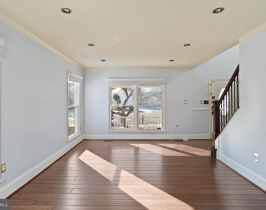 10865 Monticello Court - Photo Thumbnail 3