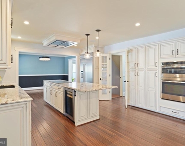 10865 Monticello Court - Photo Thumbnail 6