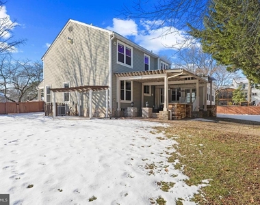 10865 Monticello Court - Photo Thumbnail 37