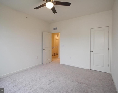 45942 Raven Terrace - Photo Thumbnail 19