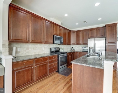 43543 Heritage Gap Terrace - Photo Thumbnail 12