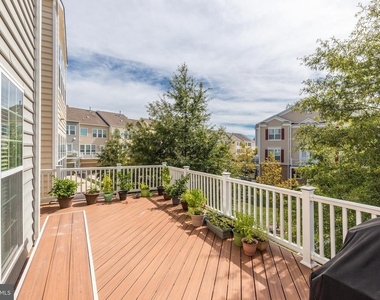 43543 Heritage Gap Terrace - Photo Thumbnail 39