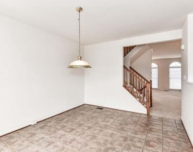 21759 Ladyslipper Square - Photo Thumbnail 13
