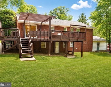 2271 Providence Street - Photo Thumbnail 18