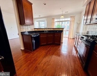 2511 Pascal Place - Photo Thumbnail 10