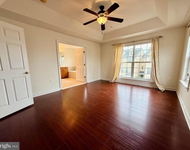 2511 Pascal Place - Photo Thumbnail 23