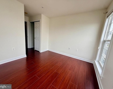 2511 Pascal Place - Photo Thumbnail 16
