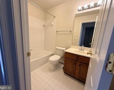 2511 Pascal Place - Photo Thumbnail 14