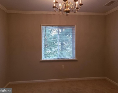 1434 Northgate Square - Photo Thumbnail 3