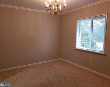 1434 Northgate Square - Photo Thumbnail 4