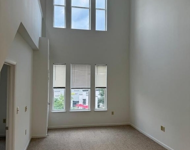 2665 Prosperity Avenue - Photo Thumbnail 10