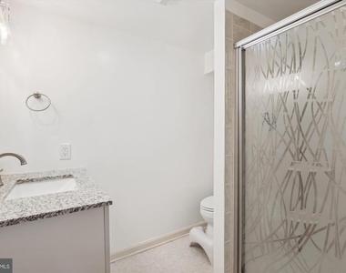 7621 Tremayne Place - Photo Thumbnail 15