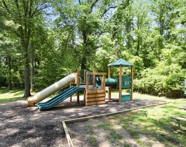 7621 Tremayne Place - Photo Thumbnail 30