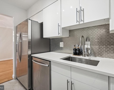 7621 Tremayne Place - Photo Thumbnail 10