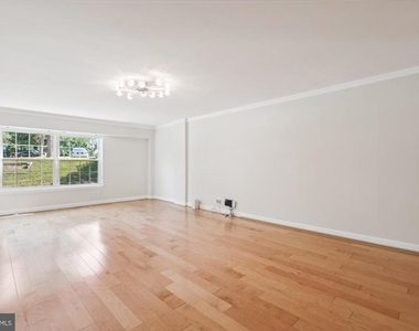 7621 Tremayne Place - Photo Thumbnail 1