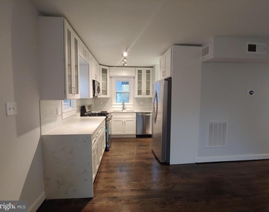 2510 Jamaica Drive - Photo Thumbnail 3