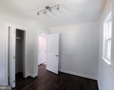 2510 Jamaica Drive - Photo Thumbnail 11