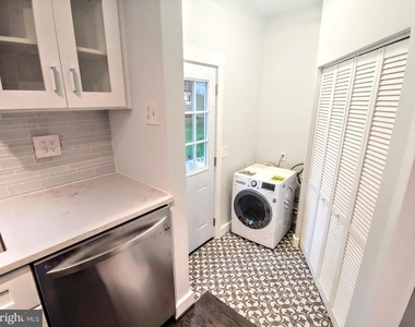 2510 Jamaica Drive - Photo Thumbnail 6