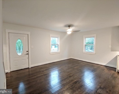 2510 Jamaica Drive - Photo Thumbnail 8