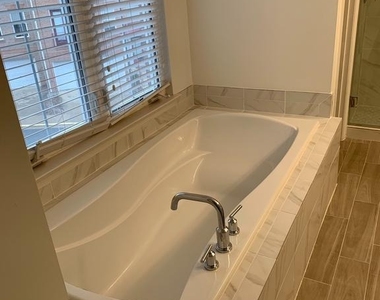 11519 Waterhaven Court - Photo Thumbnail 12