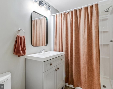 6806 Melrose Drive - Photo Thumbnail 30