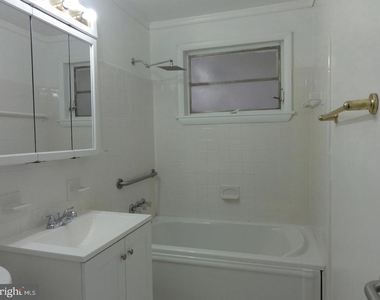 7029 Woodley Lane - Photo Thumbnail 23
