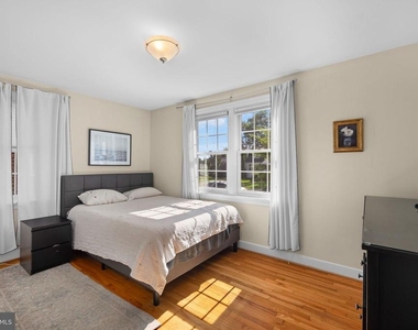 2929 Stuart Drive - Photo Thumbnail 10