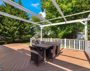 2929 Stuart Drive - Photo Thumbnail 22