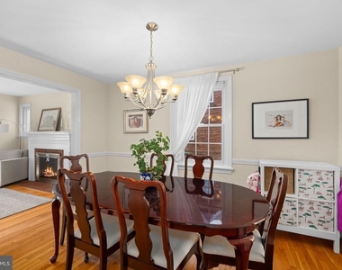 2929 Stuart Drive - Photo Thumbnail 4