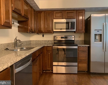 2125 Preston Square Court - Photo Thumbnail 6