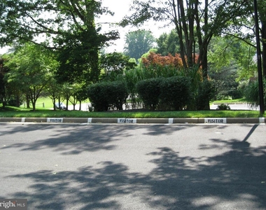 2125 Preston Square Court - Photo Thumbnail 20