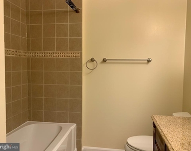 2125 Preston Square Court - Photo Thumbnail 13