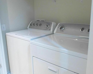 9430 Canonbury Square - Photo Thumbnail 21