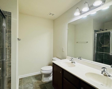 9430 Canonbury Square - Photo Thumbnail 10