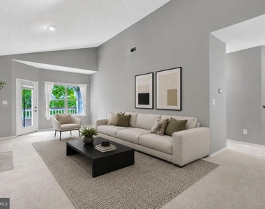 4413 Fair Stone Drive - Photo Thumbnail 3