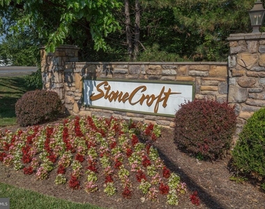 4413 Fair Stone Drive - Photo Thumbnail 9